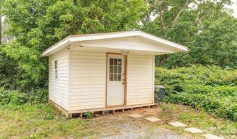 153 Vinewood Cir, Asheville, NC 28806