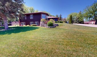 1401 Martin Rd, Albert Lea, MN 56007