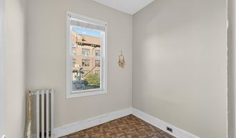 98 W 31ST St, Bayonne, NJ 07002
