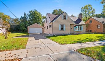 2200 S GREENVIEW St, Appleton, WI 54915