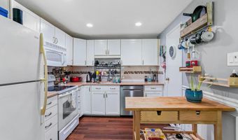 13213 WHITECHURCH Cir, Germantown, MD 20874