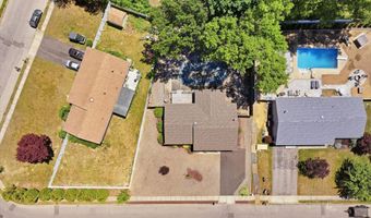 60 Pelican Dr, Bayville, NJ 08721