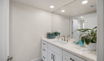 701 S Carriage Cir, Anaheim, CA 92807
