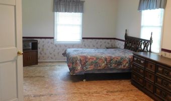 1702 Valley View Dr, Bedford, IN 47421