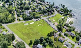 27 Skyline Dr, Brookfield, CT 06804