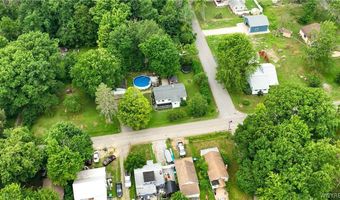 9658 Oakland St, Angola, NY 14006
