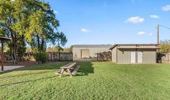 305 Sycamore, Archer City, TX 76351