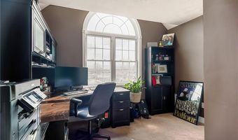1010 Oakhill Ave, Attleboro, MA 02703