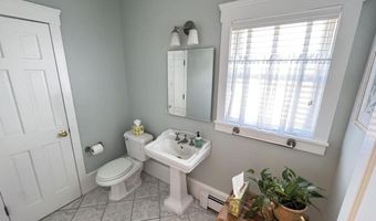 480 Maple Hill Rd, Auburn, ME 04210