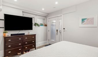 530 E Broadway A, Boston, MA 02127