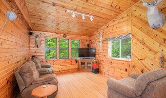 5084 Woodland Ave, Bagley, MN 55803