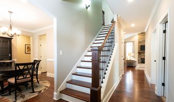 110 Coal Creek Dr, Boiling Springs, SC 29316