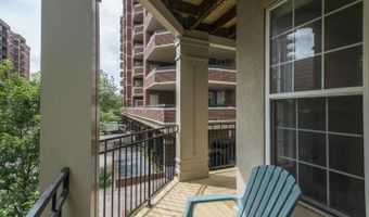 1320 N WAYNE St N 307, Arlington, VA 22201