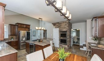 1101 Courtwood Cir, Ballwin, MO 63011
