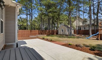 100 Cross Pointe Ln, Aberdeen, NC 28315