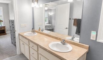 4801 N BENVIEW Ct, Appleton, WI 54913