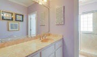 2001 Claudette Ct, Biloxi, MS 39531