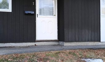 39 Brookside Dr 7, Brattleboro, VT 05301