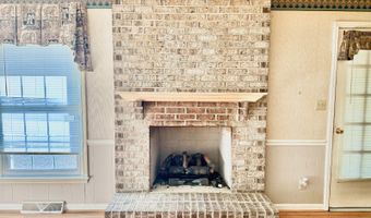 66 Meadow Ln, Barnwell, SC 29812