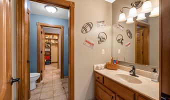 3572 Braveheart Cir, Auburn, IN 46706