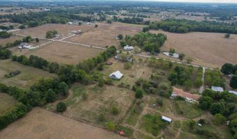 21207 Lawrence 1230, Aurora, MO 65605