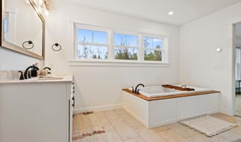 365 Walden Parke Way, Bangor, ME 04401