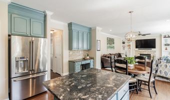 55 Heritage Dr, Allentown, NJ 08501
