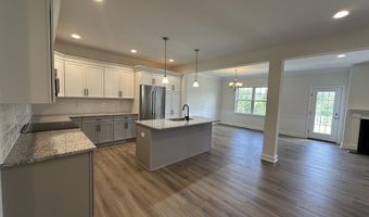 260 Keswick Dr, Blakeslee, PA 18610
