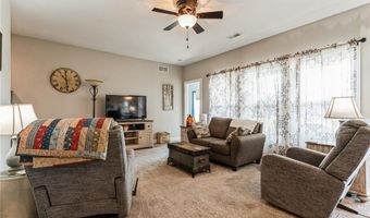 1611 Breca Ridge Dr 4, Anamosa, IA 52205