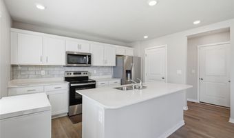 1158 35th St SW, Altoona, IA 50009
