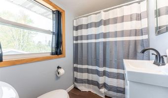 41 Astor Rd, Babbitt, MN 55706