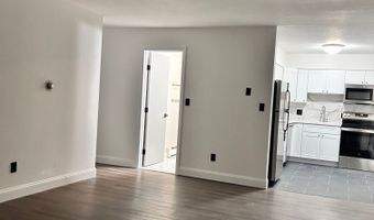 1109 Waterbury Rd APT 1A, Cheshire, CT 06410