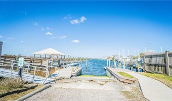 602 W Fort Macon Rd 217, Atlantic Beach, NC 28512