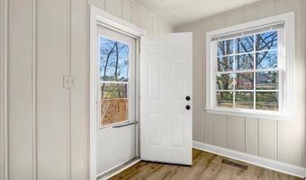 218 S West St, Ahoskie, NC 27910