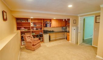 6302 Wenzel Rd, Alton, IL 62002