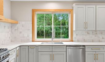 205 E MERCHANT St, Audubon, NJ 08106