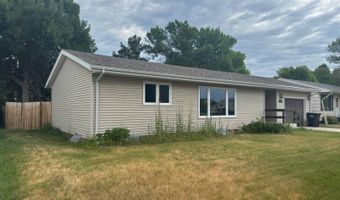 214 13th St W, Bottineau, ND 58318