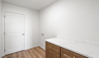 802 ACCOLADE Loop, Belgrade, MT 59714