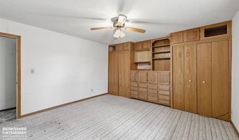 121 Buena Vista Ave, Cody, WY 82414
