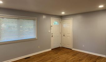 7 Metroview Ct, Ann Arbor, MI 48108