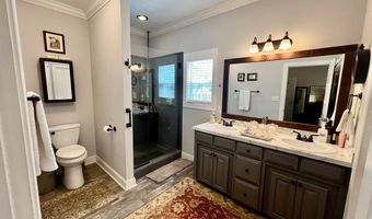24 Robert Day Rd, Adel, GA 31620
