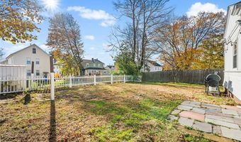 11 Lyman Ave, North Providence, RI 02911