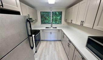 2374 Gardenia St, Honolulu, HI 96816