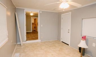 424 W South St, Benton, AR 72015