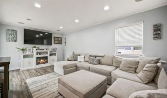 46 Hyer Ct, Aberdeen, NJ 07747