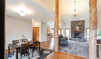 8091 NE 30th Pl, Altoona, IA 50009