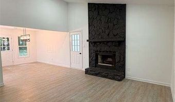 6211 Emerald Springs Dr SE, Acworth, GA 30102
