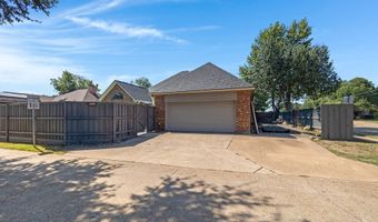 901 Green Brook Dr, Allen, TX 75002