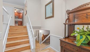 1529 Autumn Leaf Dr, Ballwin, MO 63021