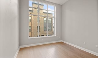 925 N FAIRFAX St 207, Alexandria, VA 22314